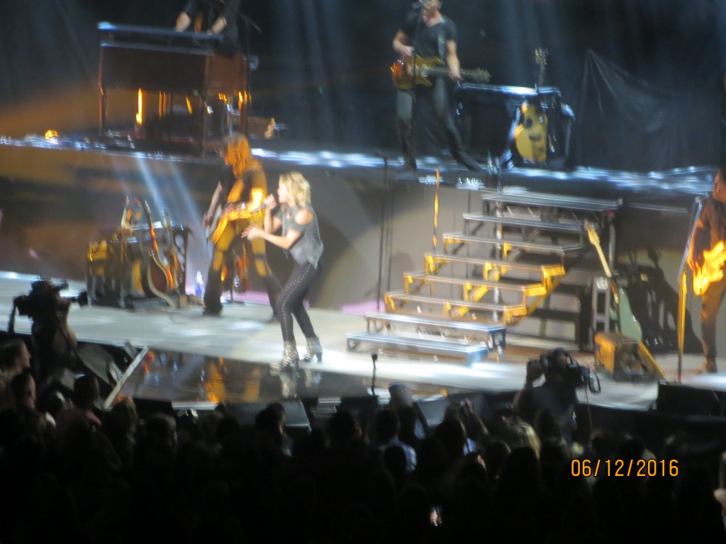 Adelaide, Australia (Keith Urban & Carrie Underwood concert) – South Australia – photo 2