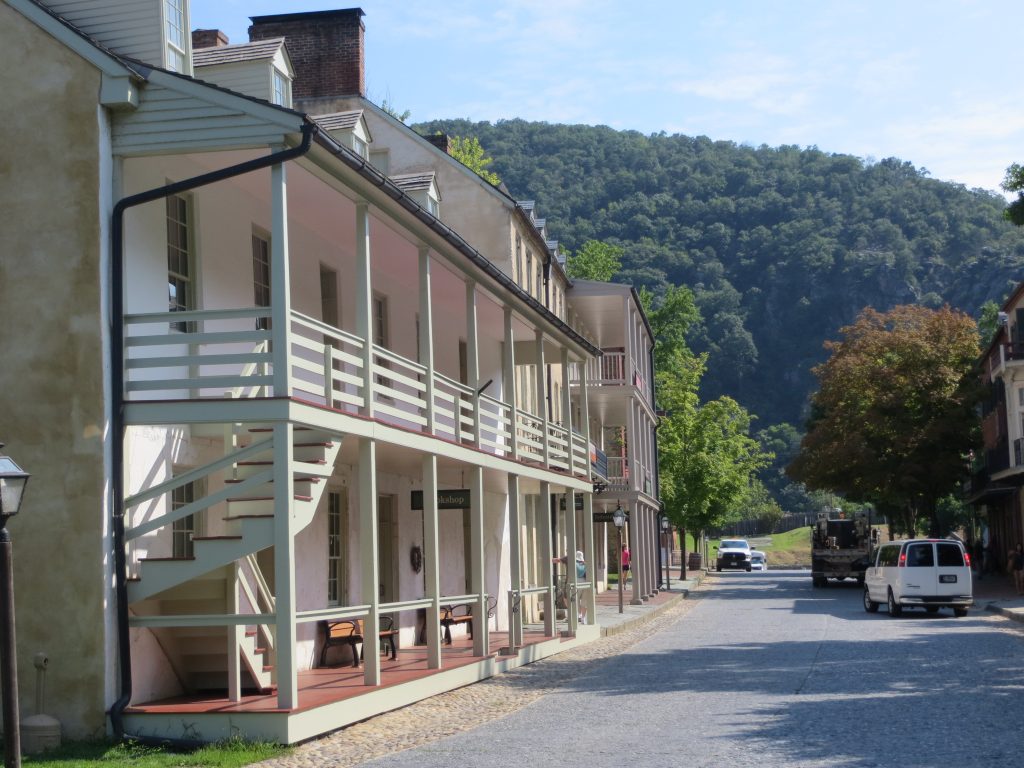 Harpers Ferry, West Virginia – United States – photo 1