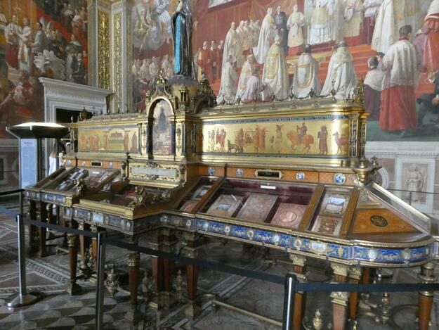 Vatican City Museum and the Sistine Chapel – photo 23