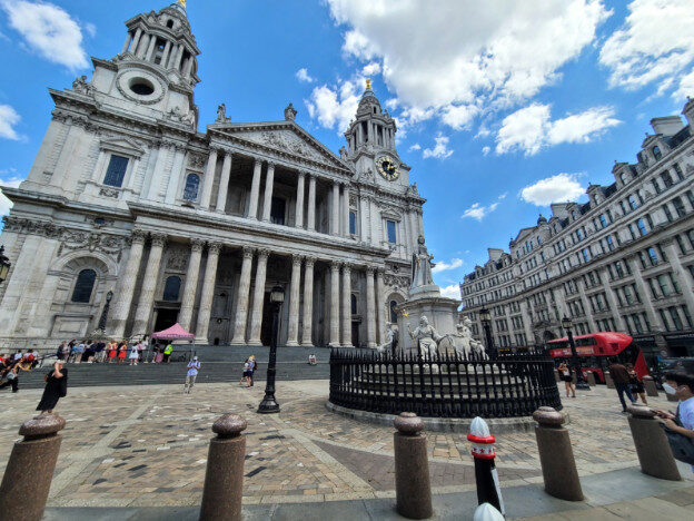 London Bus Tour, London, UK – City of London, England – photo 5