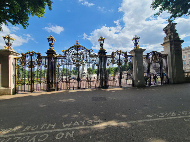 Buckingham Palace, London – City of Westminster, England – photo 6